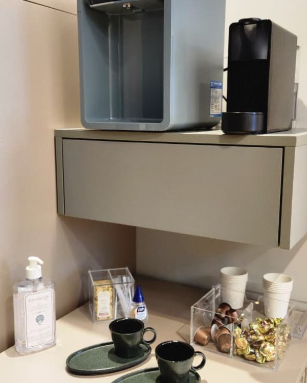 8e9165a9-046d-400b-9769-ce8bdb10ddfa